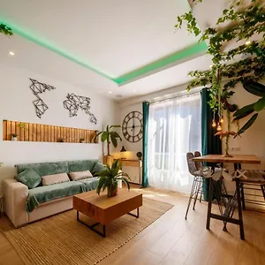 La Pagoda : Unique Et Atypique à 30 M De La Appartement